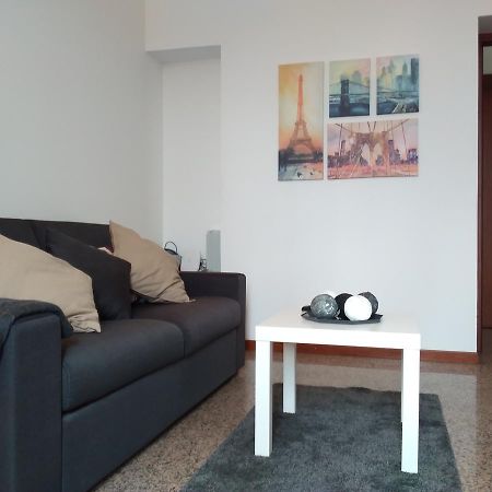 Apartamento Kibilu - Via F. Aporti Milán Exterior foto